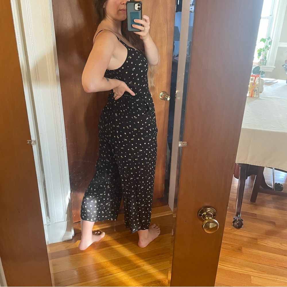 Abercrombie & Fitch Black Jumpsuit with Yellow Floral Design - Picture 3 of 12